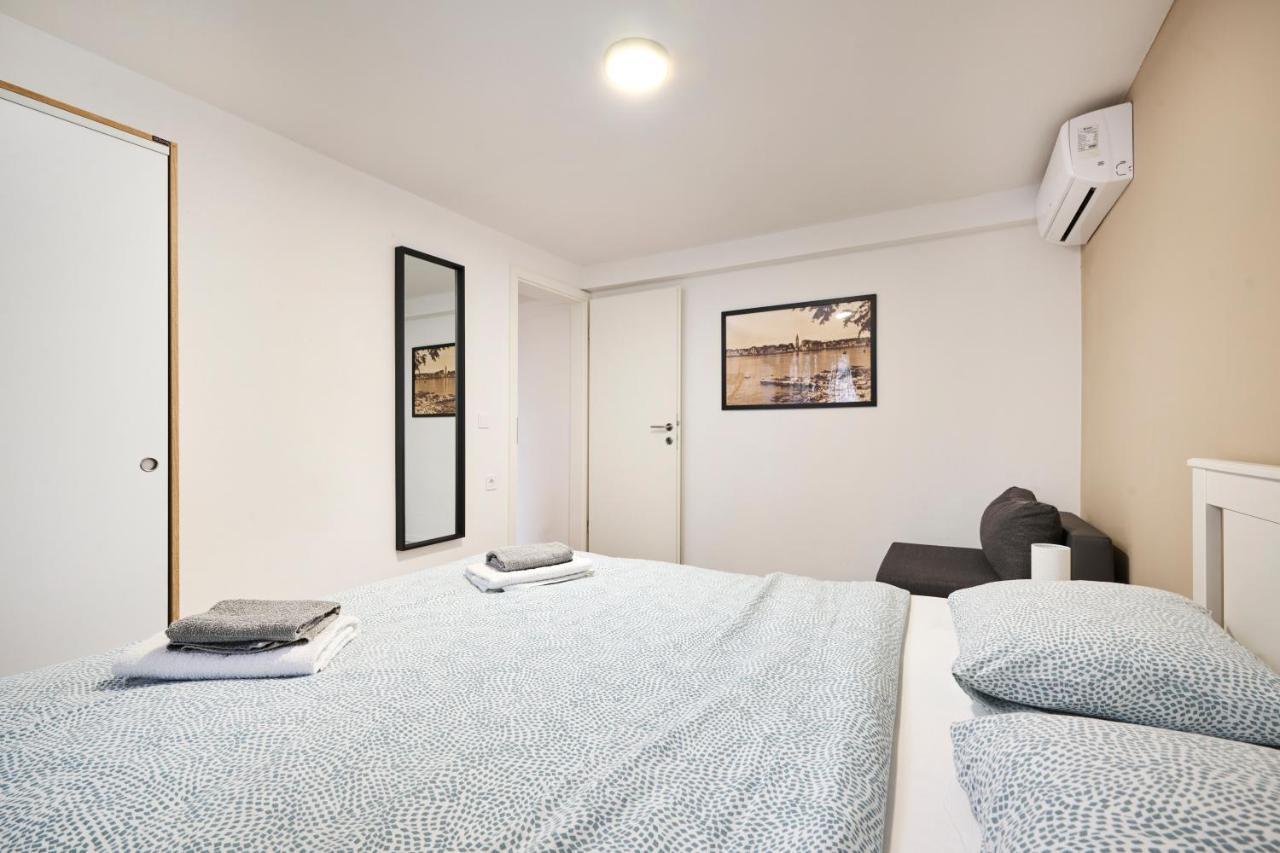 Lina Apartments Umag Exterior foto