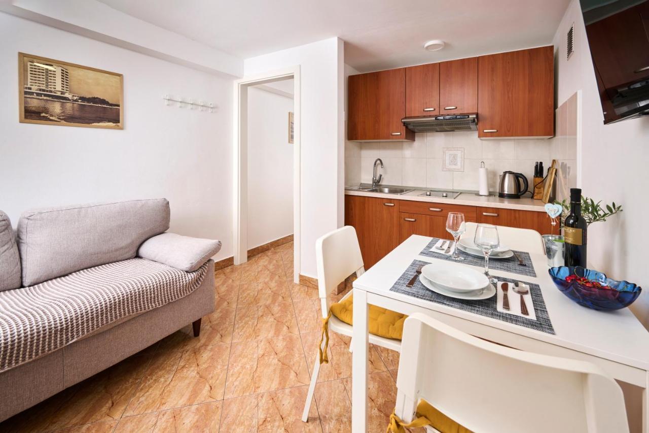 Lina Apartments Umag Exterior foto